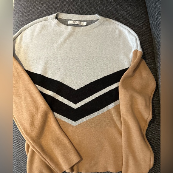 TWIK sweater - Picture 1 of 3